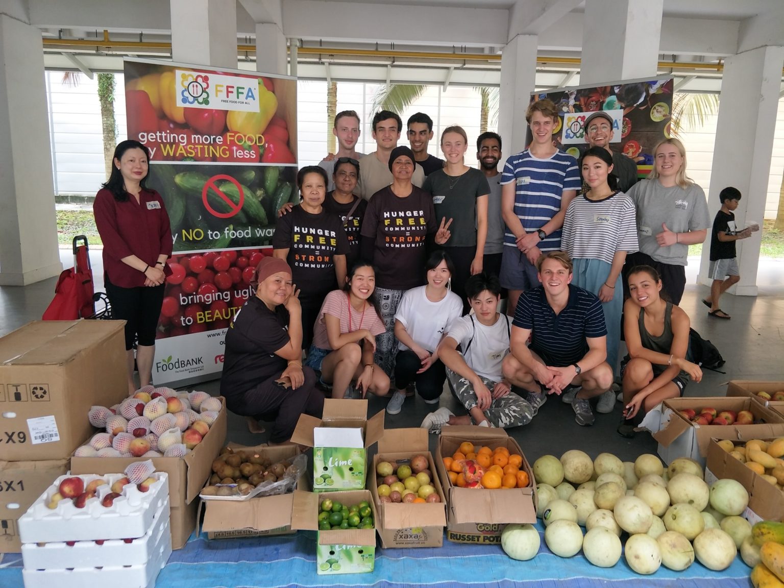 free-food-distribution-in-singapore-get-freebies-online